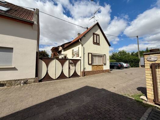 Einfamilienhaus zum Kauf 160.000 € 4 Zimmer 95,7 m² 217 m² Grundstück Undenheim 55278