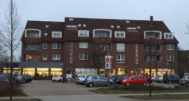 Wohnung zur Miete 610 € 2 Zimmer 59,9 m² 1. Geschoss frei ab 01.08.2025 Hemmstraße 357-359 Weidedamm Bremen 28215