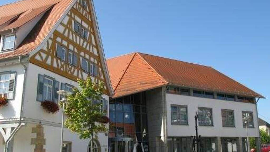 Wohnung zum Kauf 148.000 € 1,5 Zimmer 29,1 m² Wolfschlugen 72649