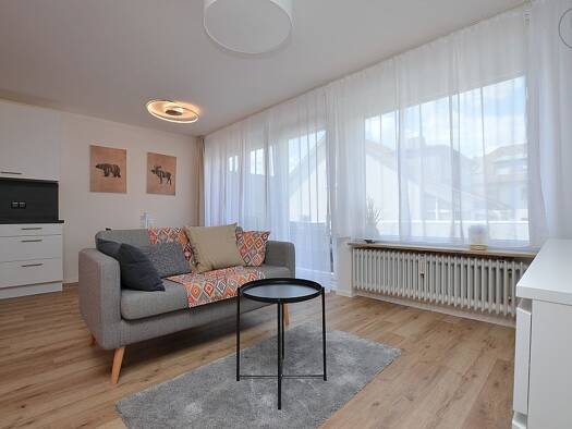 Wohnung zur Miete auf Zeit 1.090 € 1,5 Zimmer 39 m² frei ab 01.06.2026 Korntal Korntal-Münchingen 70825