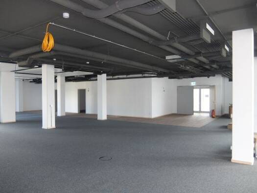 Bürofläche zur Miete - Erstbezug 5.565 € 2 Zimmer 371 m² Bürofläche Burgweinting-Harting Regensburg 93055