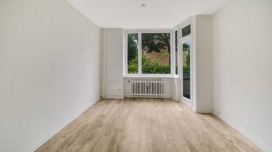 Wohnung zum Kauf 220.000 € 2,5 Zimmer 61 m² EG Berlin 13585