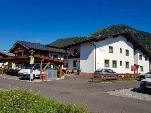Mehrfamilienhaus zum Kauf 2.175.000 € 14 Zimmer 285,9 m² 668 m² Grundstück Kirchberg in Tirol 6365