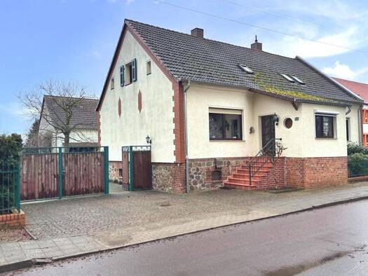 Einfamilienhaus zum Kauf 270.000 € 5 Zimmer 195 m² 5.648 m² Grundstück frei ab 31.07.2026 Parchen 39307