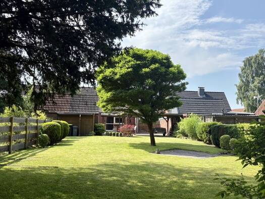 Doppelhaushälfte zum Kauf 249.000 € 3 Zimmer 88,5 m² 599 m² Grundstück Tönning 25832