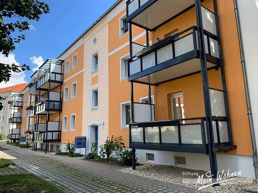 Wohnung zur Miete 245 € 2 Zimmer 39,2 m² EG frei ab sofort Gustav-Sobottka-Straße 5 Zeitz Zeitz 06712