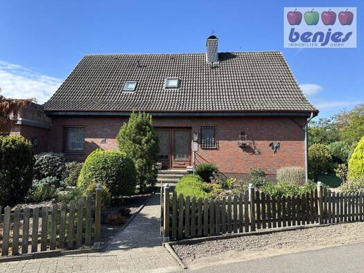 Einfamilienhaus zum Kauf 240.000 € 6 Zimmer 141 m² 1.379 m² Grundstück Martfeld 27327