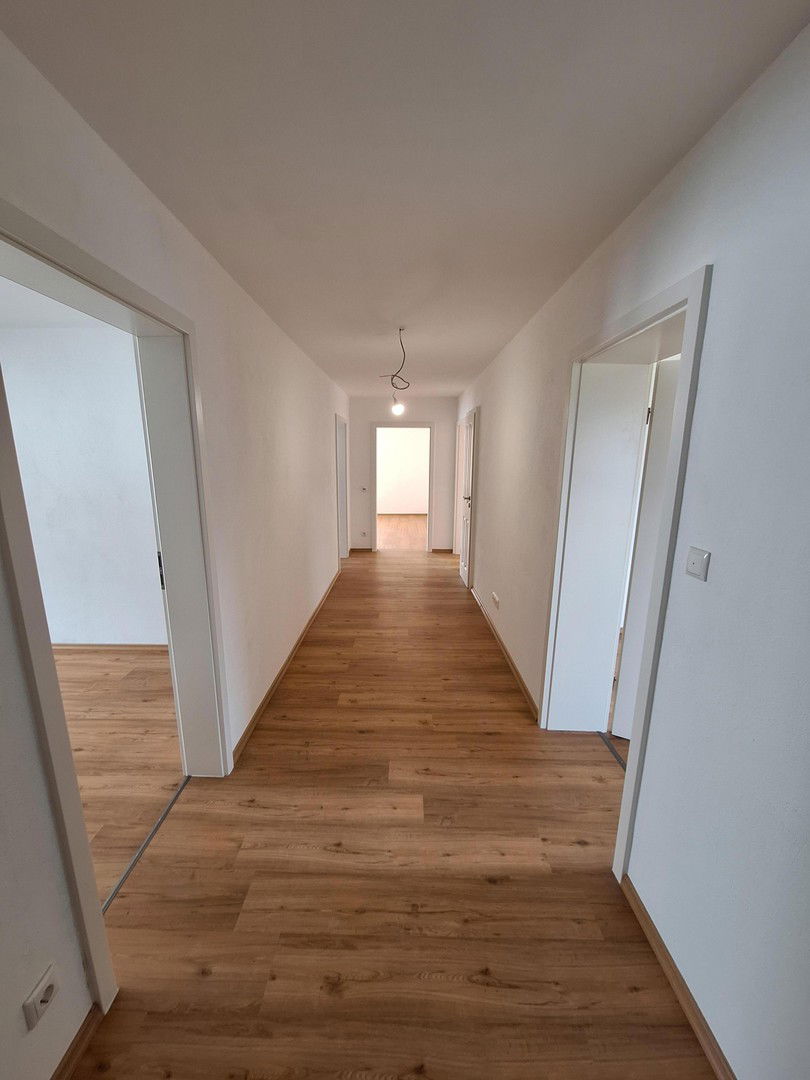 Wohnung zum Kauf provisionsfrei 395.000 € 4,5 Zimmer 107 m²<br/>Wohnfläche 1.<br/>Geschoss Hauptstraße 51 Altenmarkt Altenmarkt an der Alz 83352