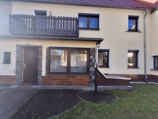 Einfamilienhaus zum Kauf 155.000 € 5 Zimmer 110 m² 439 m² Grundstück Theuma 08541