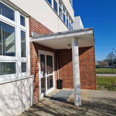 Bürofläche zur Miete 11 € 30 m² Bürofläche Evershagen Rostock 18069