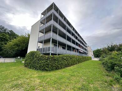 Wohnung zum Kauf 79.500 € 2 Zimmer 45,6 m² EG Neidschützer Straße 67 Naumburg Naumburg (Saale) 06618