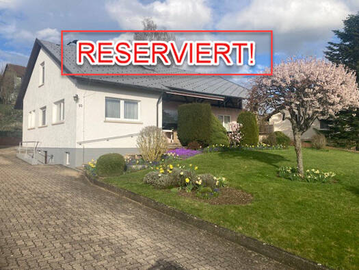 Einfamilienhaus zum Kauf provisionsfrei 480.000 € 7,5 Zimmer 180,4 m² 1.031 m² Grundstück frei ab sofort Bräunlingen 78199