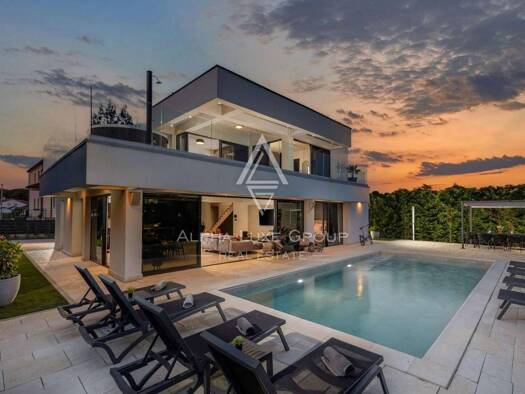 Einfamilienhaus zum Kauf 1.350.000 € 5 Zimmer 278 m² Lovrečica, Umag Umag 52470