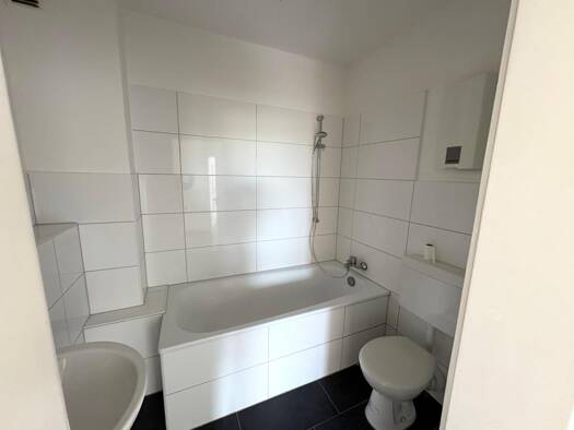 Wohnung zur Miete 479 € 2 Zimmer 63,4 m² 7. Geschoss Von-Humboldt-Straße 10 Birth Velbert 42549