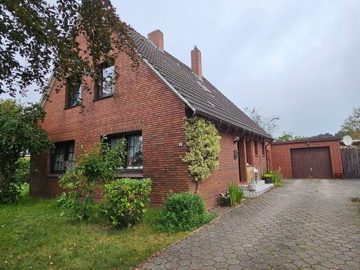 Einfamilienhaus zum Kauf 149.000 € 4 Zimmer 104 m² 831 m² Grundstück Stapelmoor Weener 26826