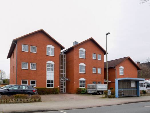 Wohnung zur Miete 720 € 3 Zimmer 78,2 m² 2. Geschoss frei ab 01.05.2026 Hasport/Annenheide Delmenhorst 27755