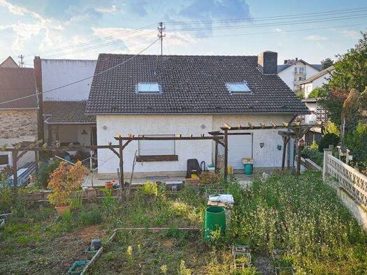 Einfamilienhaus zum Kauf 295.000 € 4 Zimmer 120 m² 839 m² Grundstück Polch 56751