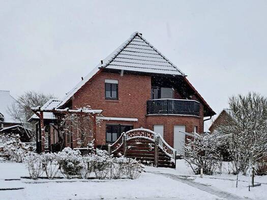 Haus zum Kauf 435.000 € 5 Zimmer 162 m² 987 m² Grundstück frei ab sofort Harber Soltau 29614