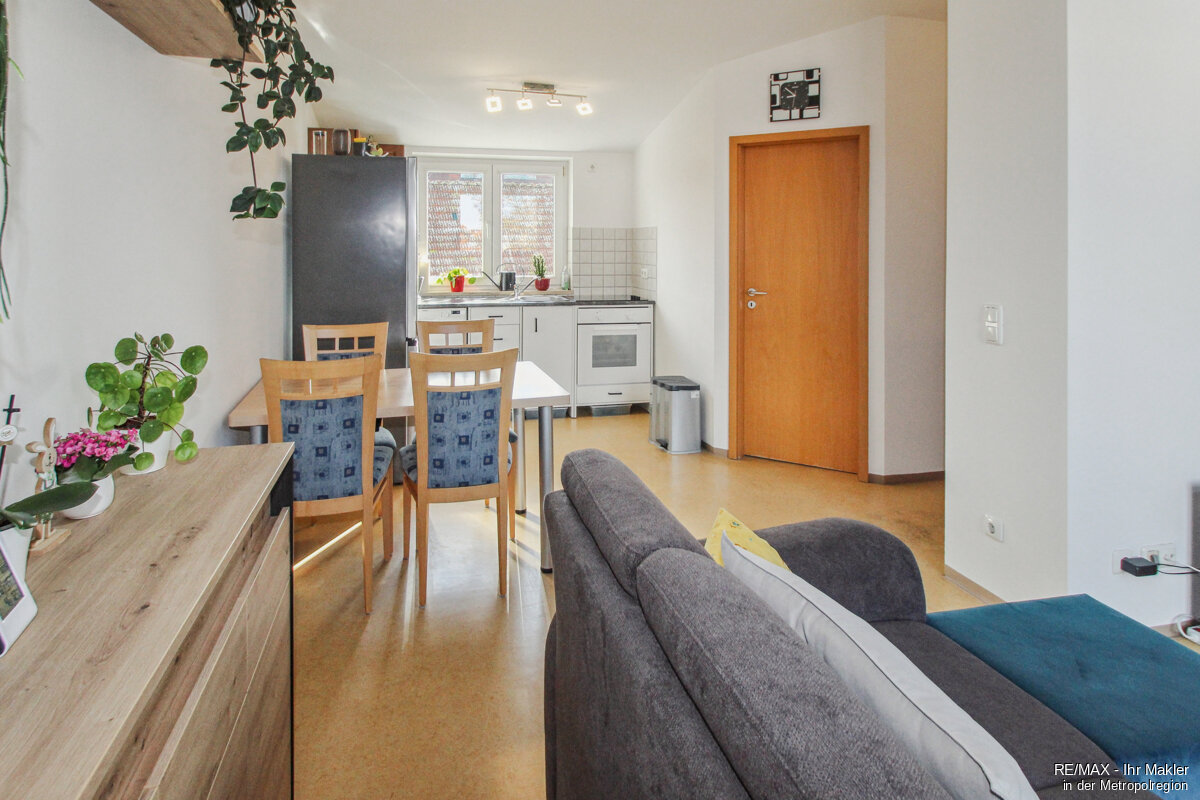 Wohnung zum Kauf 134.900 € 1 Zimmer 45 m²<br/>Wohnfläche 2.<br/>Geschoss Neuendettelsau Neuendettelsau 91564