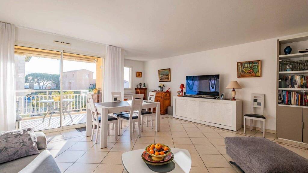 Studio zum Kauf provisionsfrei 795.000 € 3 Zimmer 89,2 m² Ville-Les Saquedes-Le Bouillonnet Sainte-Maxime 83120