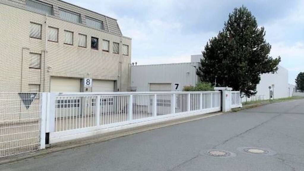 Lagerhalle zum Kauf 3.500.000 € 13.500 m² Lagerfläche Breslauer Straße 34 Letmathe Iserlohn / Letmathe 58642