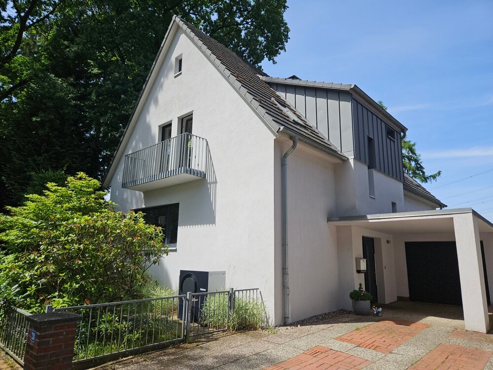 Einfamilienhaus zum Kauf 948.000 € 6 Zimmer 144,9 m²<br/>Wohnfläche 1.088 m²<br/>Grundstück ab sofort<br/>Verfügbarkeit Brunsdorfer Weg 20 Bergstedt Hamburg 22359