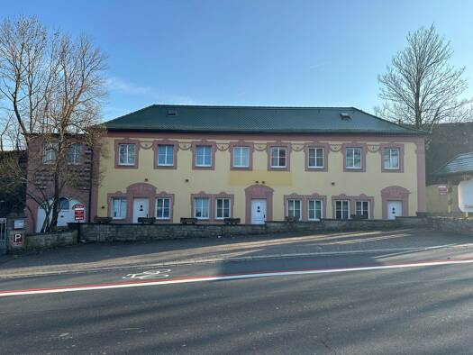 Hotel zum Kauf 1.100.000 € 12 Zimmer 24 Betten 270 m² Gastrofläche 1.622 m² Grundstück Zellerau Würzburg 97082