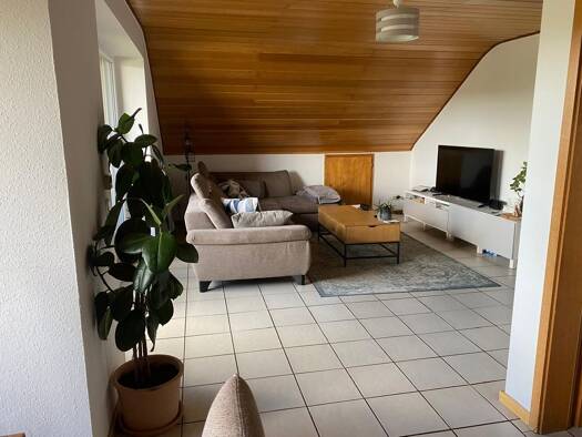 Wohnung zur Miete 630 € 3 Zimmer 84 m² 2. Geschoss frei ab 01.10.2026 Bergneustadt 51702