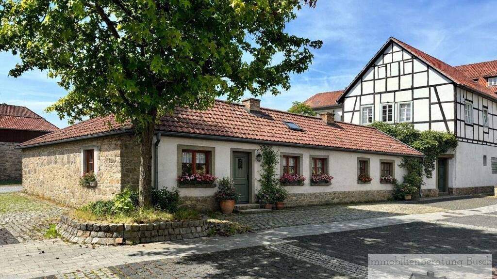 Stadthaus zum Kauf 129.000 € 12 Zimmer 300 m² 609 m² Grundstück Lügde 32676