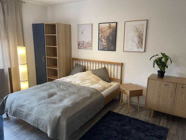 WG-Zimmer zur Miete Wohnen auf Zeit 550 € 24 m² 1. Geschoss frei ab 15.01.2026 Westliche Stadtmauerstr. Innenstadt Erlangen 91054