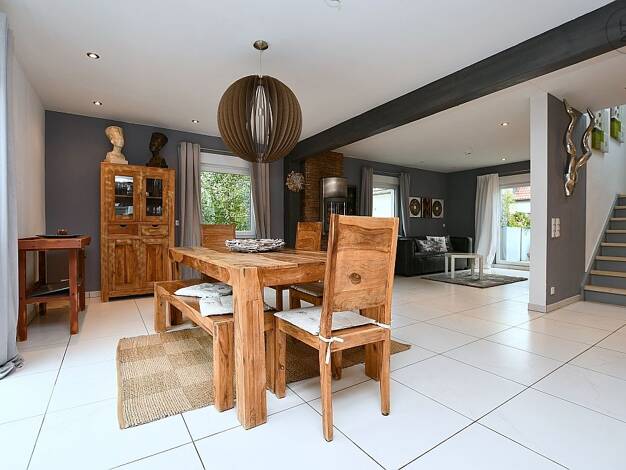 Wohnung zur Miete Wohnen auf Zeit 2.590 € 5,5 Zimmer 130 m² frei ab sofort Fellbach 70736