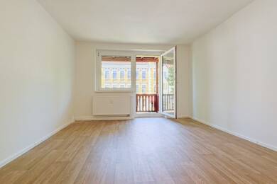 Wohnung zur Miete 429 € 4 Zimmer 71,3 m² 2. Geschoss Lungwitzer Straße 47 Glauchau Glauchau 08371