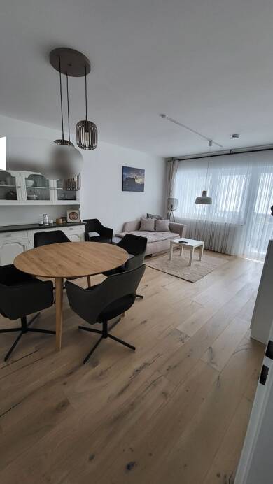 Wohnung zur Miete 1.100 € 2 Zimmer 55 m² Geschoss 2/2 frei ab sofort Gersthofen Gersthofen 86368