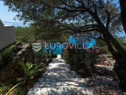 Haus zum Kauf 1.650.000 € 7 Zimmer 445 m² Jablanac Senj