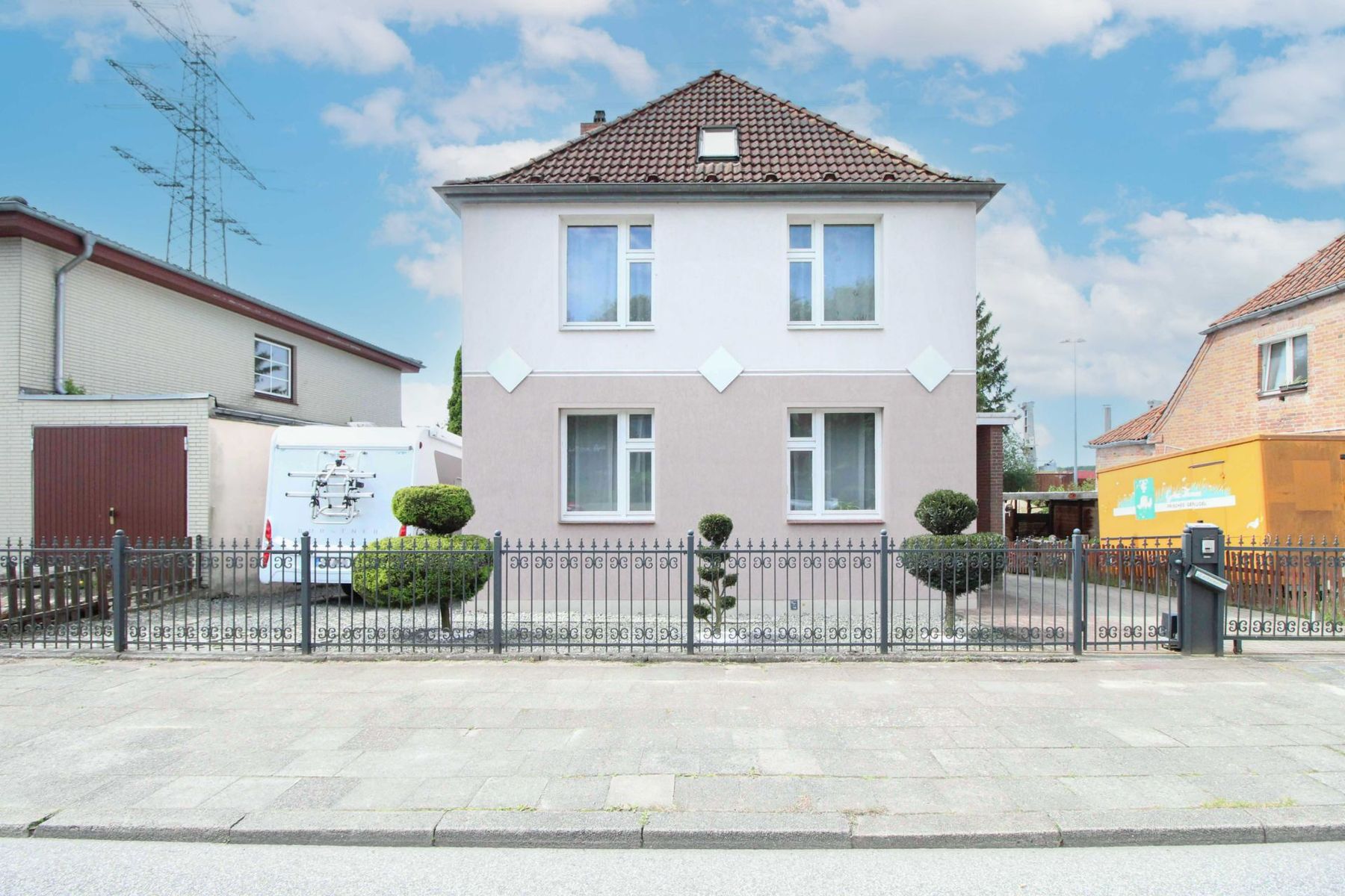 Einfamilienhaus zum Kauf 320.000 € 5 Zimmer 122 m²<br/>Wohnfläche 444 m²<br/>Grundstück Dänischburg / Siems / Rangen- / Wallberg Lübeck 23569