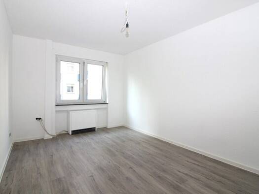 Wohnung zur Miete 400 € 1 Zimmer 36,5 m² 3. Geschoss Mitte Ludwigshafen am Rhein 67059