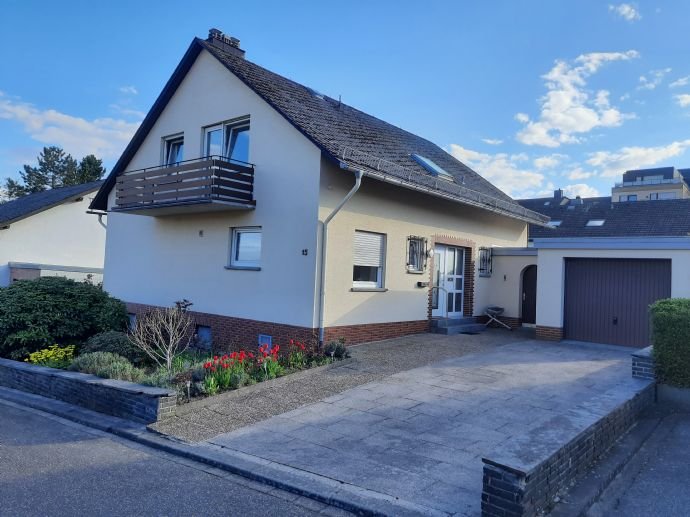 Einfamilienhaus zur Miete 1.300 € 6 Zimmer 150 m²<br/>Wohnfläche 600 m²<br/>Grundstück 01.12.2024<br/>Verfügbarkeit Migennesstrasse 15 Simmern/Hunsrück 55469