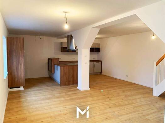 Maisonette zur Miete 1.105 € 2 Zimmer 100,5 m² 2. Geschoss frei ab sofort Nienburg Nienburg (Weser) 31582