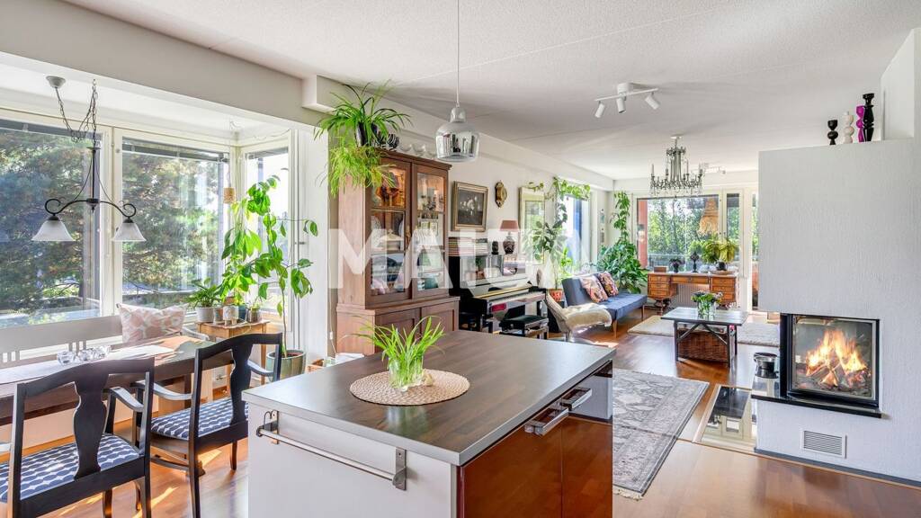 Studio zum Kauf 583.000 € 3 Zimmer 95 m² 1. Geschoss Sörnäistenkatu 15 B Helsinki 00580