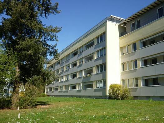 Wohnung zur Miete 809 € 3 Zimmer 82,8 m² 3. Geschoss frei ab 01.10.2026 Eskilstunastraße 11 Sieglitzhof Erlangen 91054