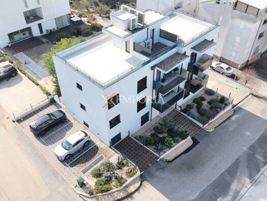 Wohnung zum Kauf 325.000 € 3 Zimmer 77 m² 1. Geschoss Zadar