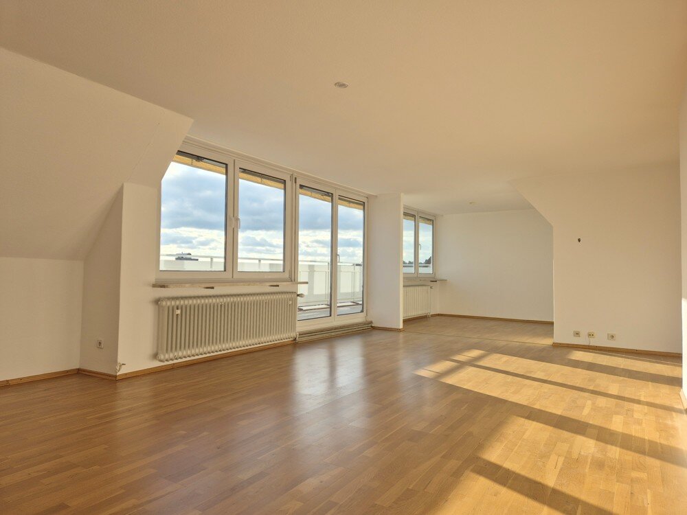 Wohnung zur Miete 980 € 2,5 Zimmer 116 m²<br/>Wohnfläche Konradsiedlung - Süd Regensburg 93057