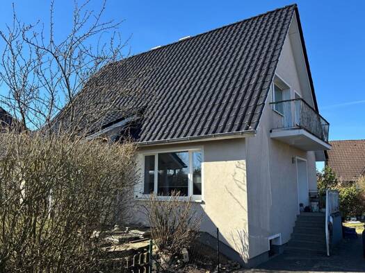 Einfamilienhaus zum Kauf 299.000 € 4 Zimmer 96 m² 828 m² Grundstück Reinfeld 23858