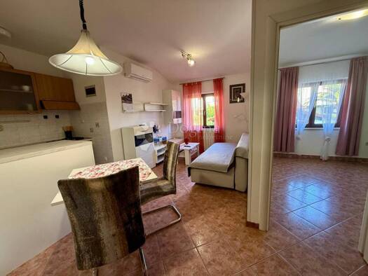 Wohnung zur Miete 500 € 2 Zimmer 30 m² Geschoss 1/2 Nova Veruda, Pula Pula 52100