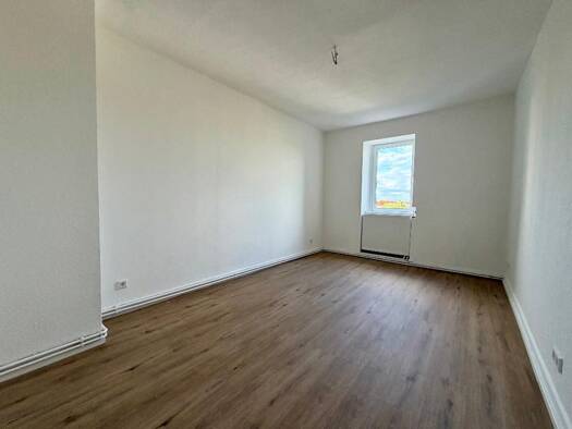 Wohnung zur Miete 660 € 2 Zimmer 55 m² 4. Geschoss Karl-Marx-Straße 44 Hanau Hanau 63452