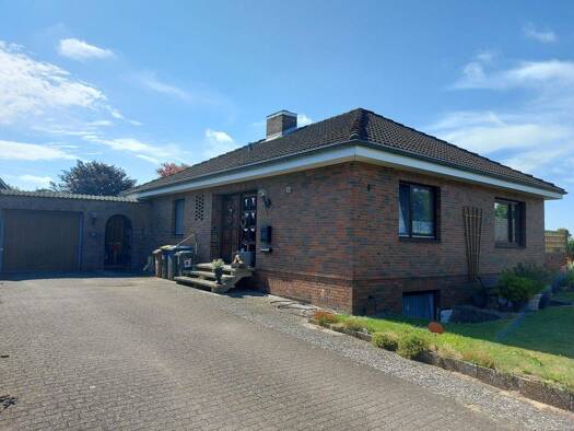 Einfamilienhaus zum Kauf 349.000 € 3 Zimmer 99,4 m² 585 m² Grundstück Brügge 24582