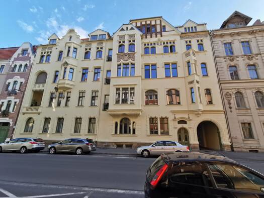 Wohnung zur Miete 656 € 4 Zimmer 93,7 m² frei ab sofort Bahnhofstraße 13 Torgau Torgau 04860