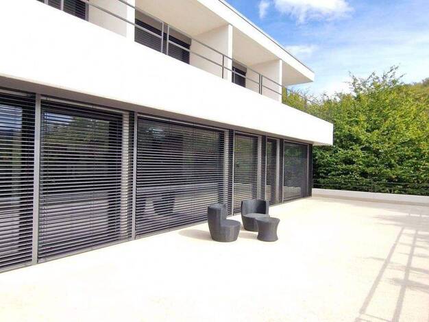 Villa zum Kauf provisionsfrei 1.557.000 € 14 Zimmer 386 m² 1.158 m² Grundstück Irsch Trier 54296