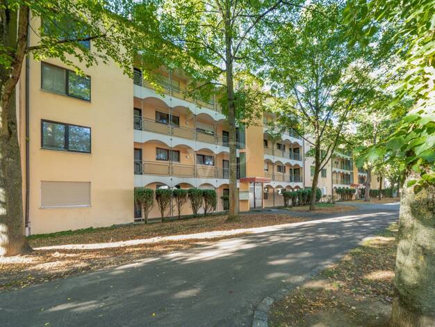 Wohnung zum Kauf 134.000 € 1,5 Zimmer 36 m² 4. Geschoss Stadtmitte Esslingen am Neckar 73728
