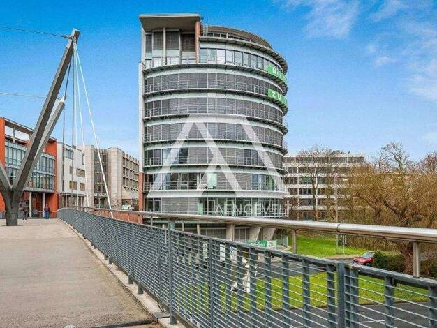 Bürofläche zur Miete 612 m² Bürofläche teilbar ab 186 m² Bad Homburg Bad Homburg v d Höhe 61348